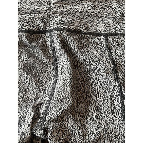 Lululemon Outrun Tight Pants Power Luxtreme Spray Jacquard White Black Mesh Sz 4 - Picture 10 of 11